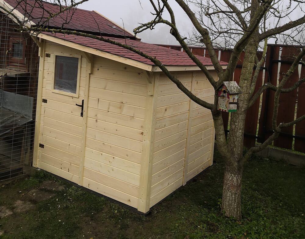pultová střecha s šindeli